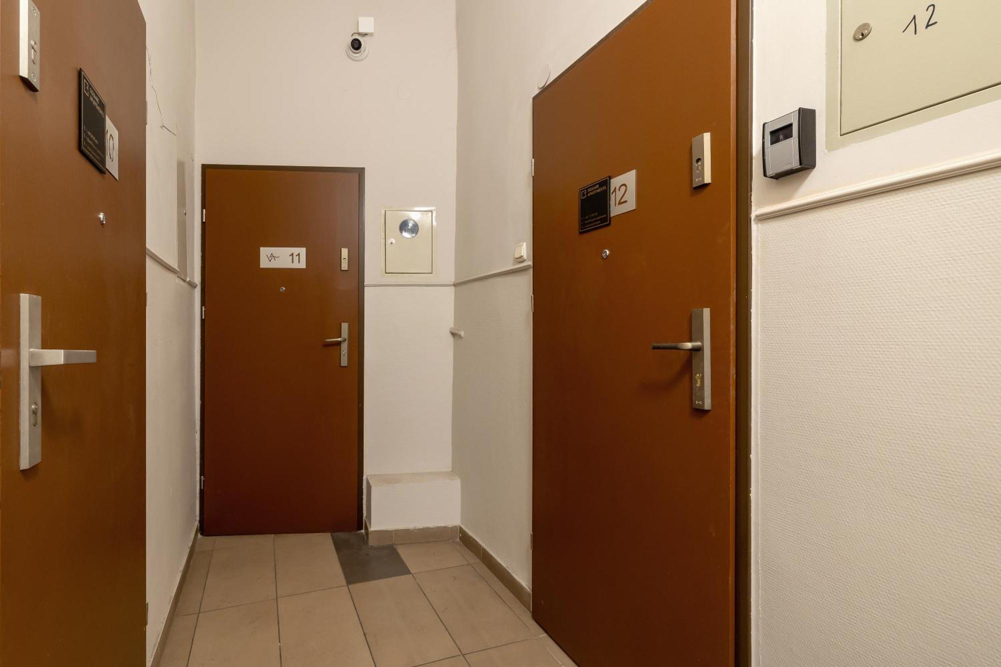 1-Bedroom Apartment - Dluga 65 Street Краків Екстер'єр фото