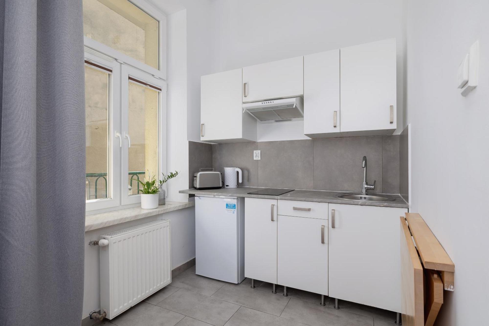 1-Bedroom Apartment - Dluga 65 Street Краків Екстер'єр фото