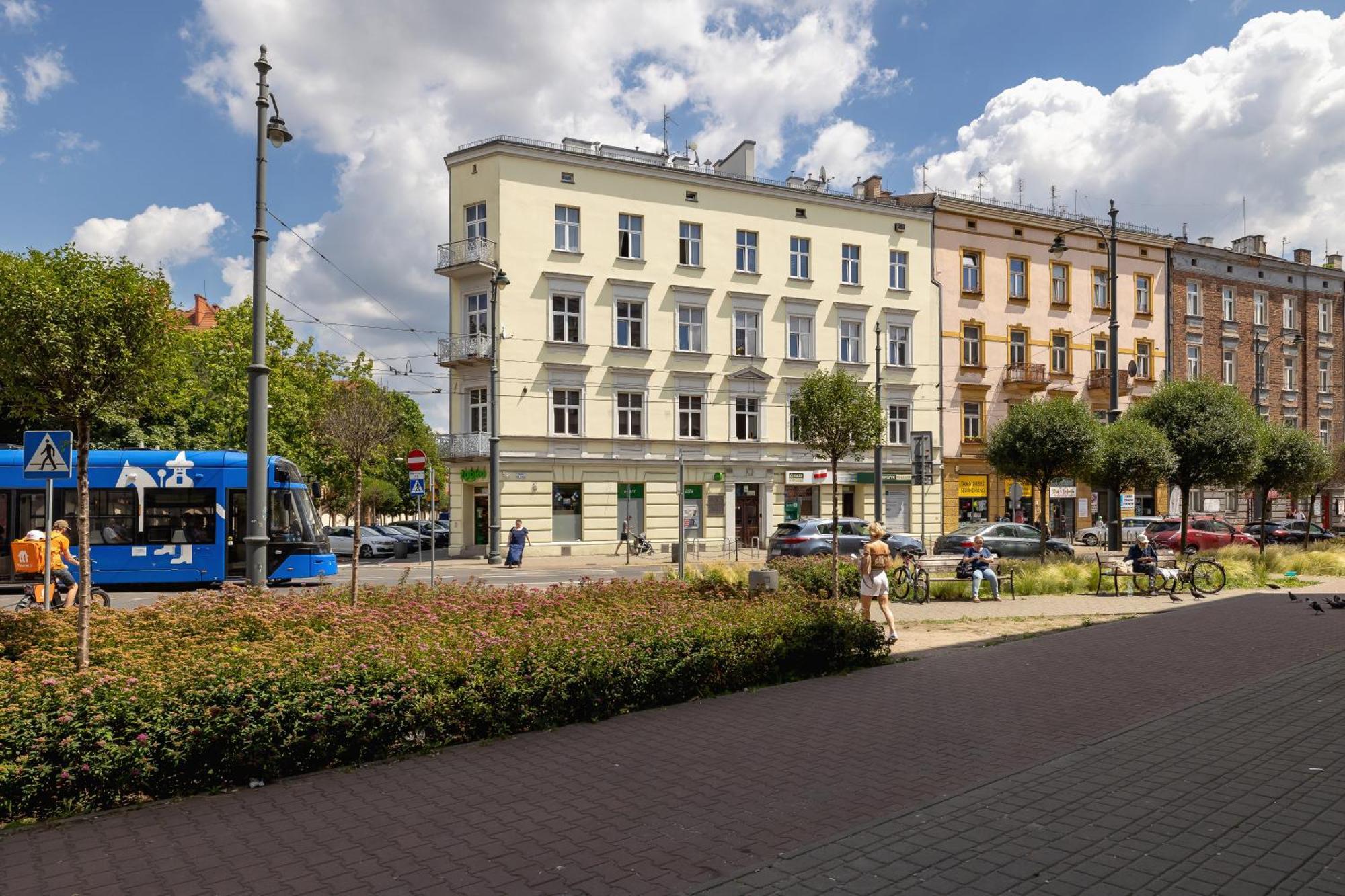 1-Bedroom Apartment - Dluga 65 Street Краків Екстер'єр фото